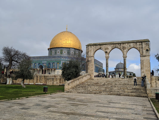 The Temple Mount: A Sacred Site of Religious and Political Significance